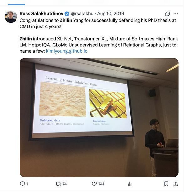 杨植麟博士毕业照，导师Ruslan Salakhutdinov的祝贺